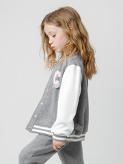 жакет  для девочки  КР 302833/серый меланж к603