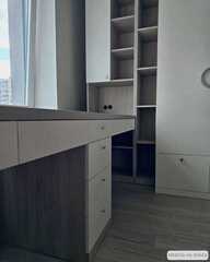 Рабочая зона у окна для двоих