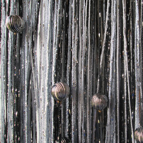 Шторы дождь радуга с шарами - Белые, серые, черные. Ш-300см., В-280см. Арт.1-7-9