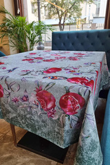 Tablecloth 