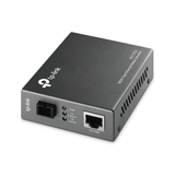 Медиаконвертер TP-LINK MC220L 10/100/1000 Мбит/с RJ45 - 1000 Мбит/с SFP-слот с поддержкой модулей MiniGBIC, переключающийся адаптер питания, возможность установки в шасси {30} (030476)