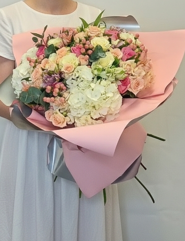 Букет с розами Миф