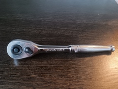 13971 (13900) Трещотка SATA  1/2