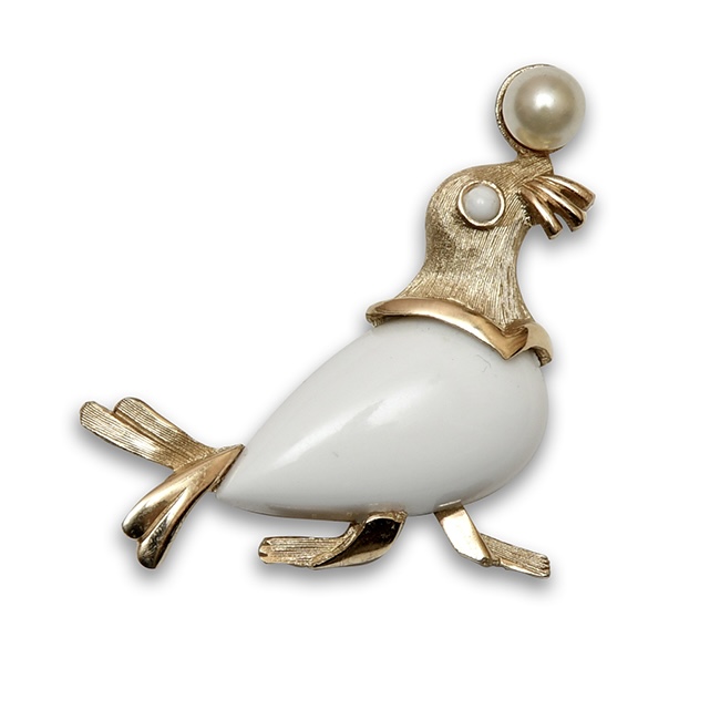 Брошь Trifari 1960-е