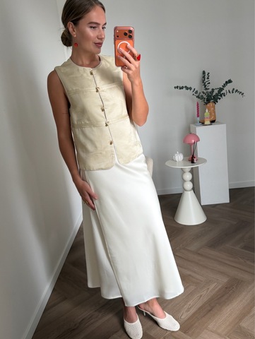 Жилет Asiana молочный