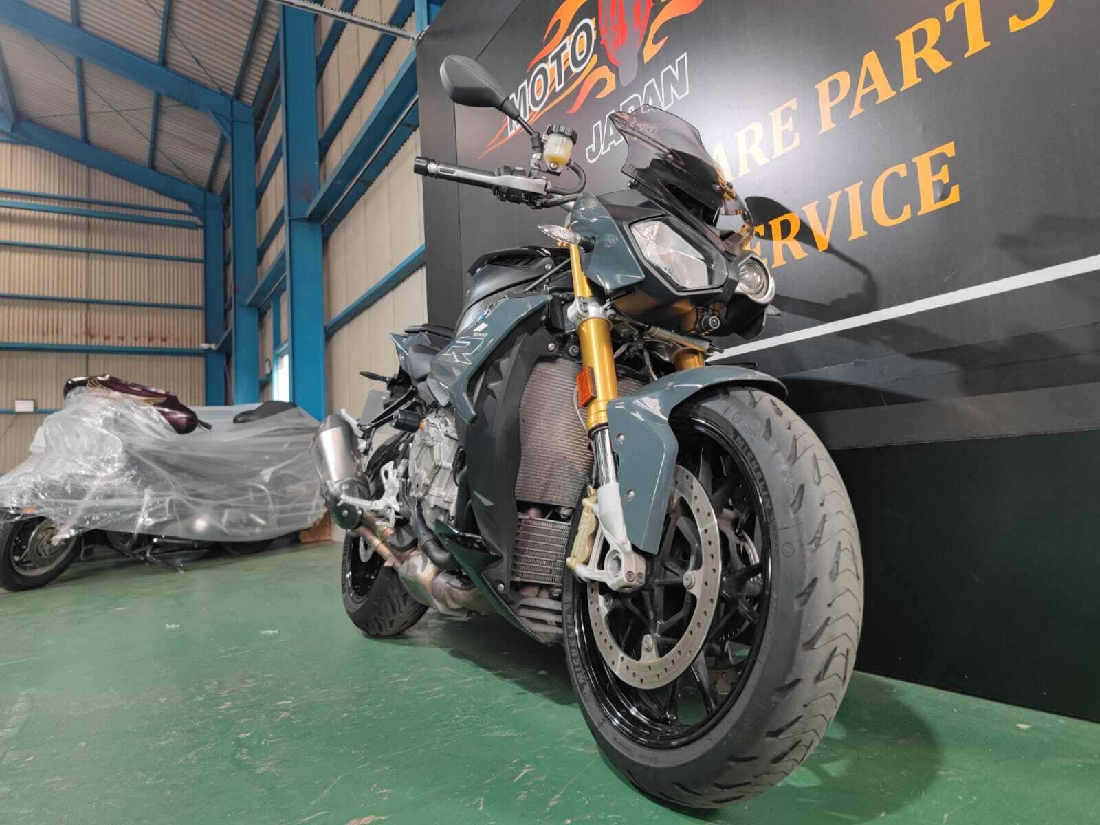 Мотоцикл Бмв S1000R