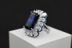 98563- Крупное кольцо  из серебра с прямоугольным, сапфировым кварцем и  куб.цирконами