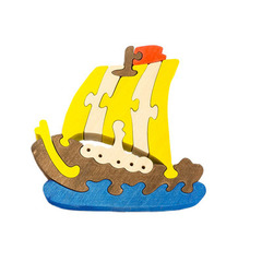 Развивающая игрушка"Кораблик"