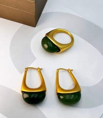 Кольцо капля с цветной вставкой из акрила в стиле BOTTEGA