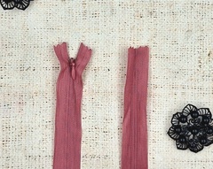 Молния спираль потайная Т3, 50 см, тёмно-розовый