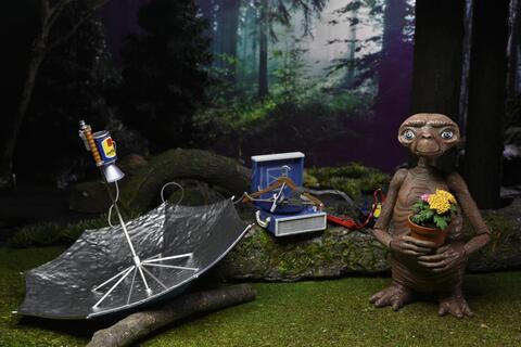 Инопланетянин 40-летие фигурка E.T. Ultimate Deluxe Set