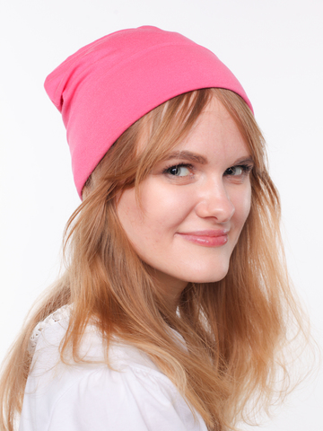 Вискозная шапочка бини (удлиненная) ярко-розового цвета