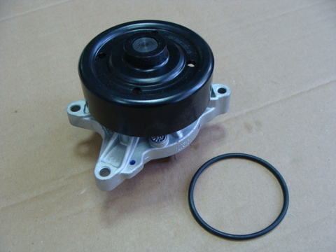 Водяной насос Geely Emgrand