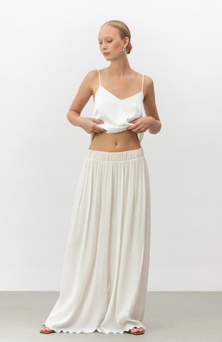 Трусикидегі жетілген орыс ханымдары