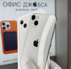 iPhone 13, 256 ГБ б/у