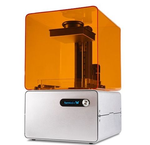 3D принтер Formlabs Form 1+ (SLA) - особенностью Form 1+ является возможность печати деталей с так называемыми частями, «висящих в воздухе», что редко могут предложить экструдерные (FDM) принтеры.