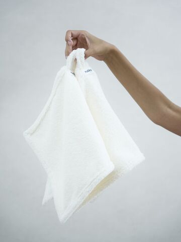 Сет махровых полотенец молочный