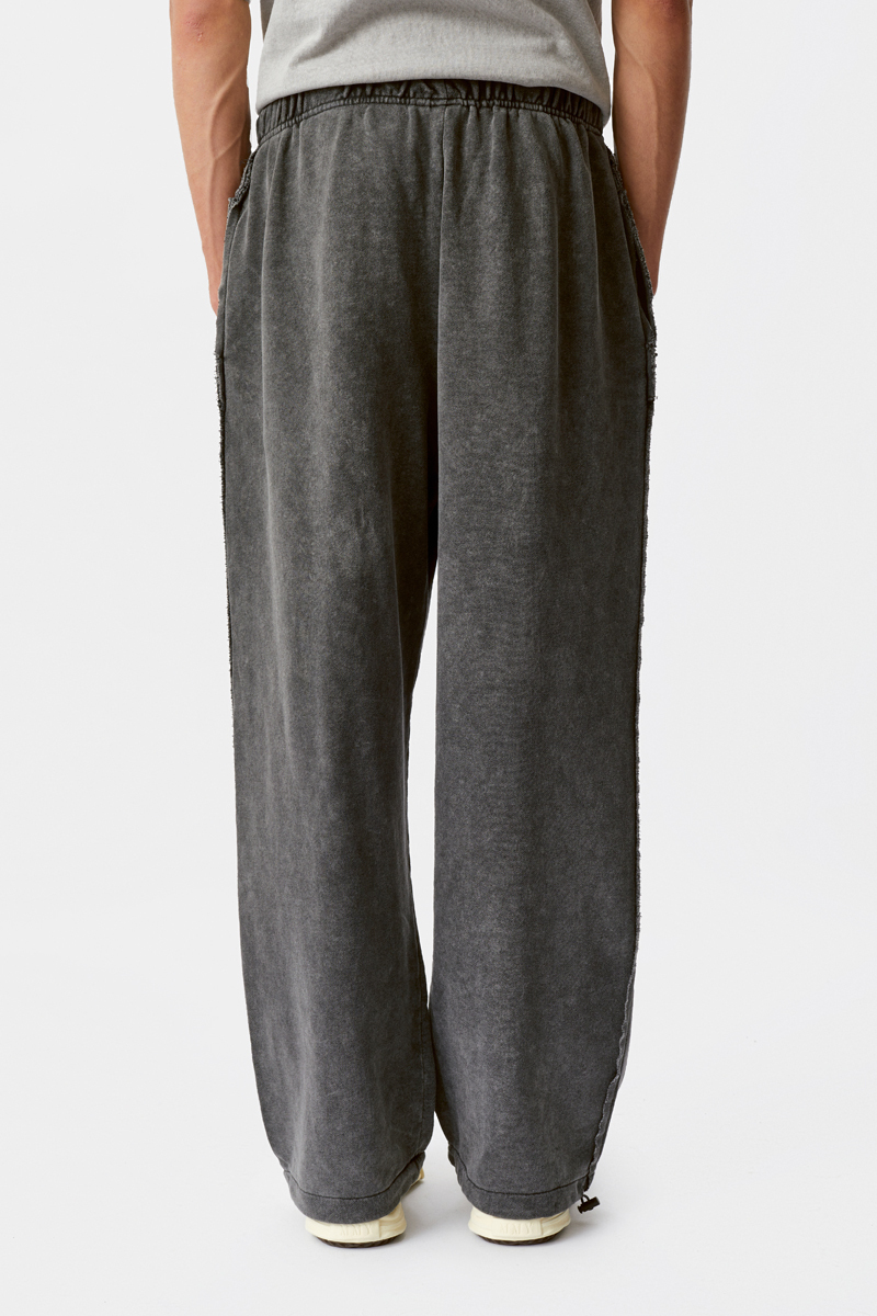 Серые спортивные брюки с эффектом варки