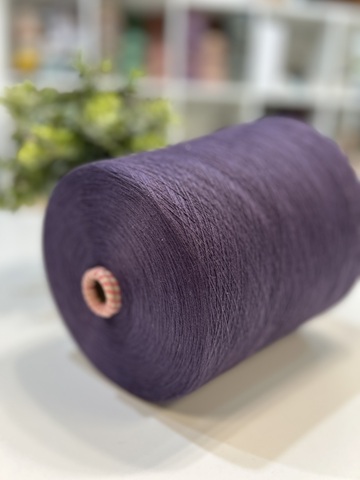 Меринос 50% c низкопилингуемым акрилом 50% E. MIROGLIO Australia 1400 баклажан. Колор 4Y4
