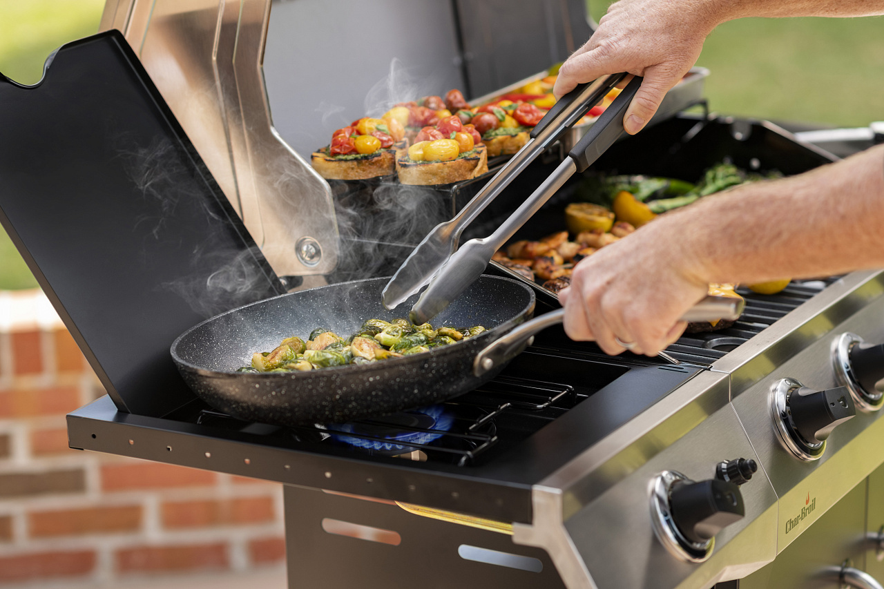 Набор инструментов Char-Broil Deluxe 2 шт (лопатка+щипцы)