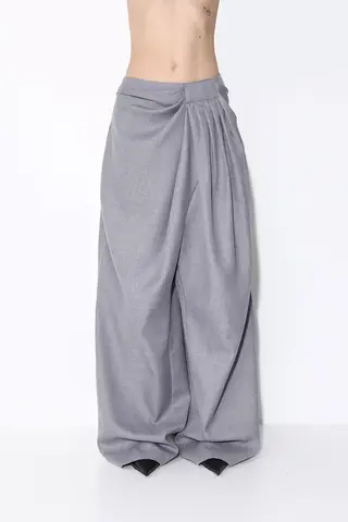 Брюки с драпировкой