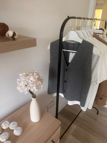 Жилет в стиле Hand Made из 100% мериноса серый