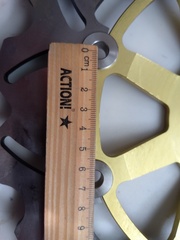 Диск тормозной передний лепестковый на Honda CBR F / VFR F / CBR RR / VTR F