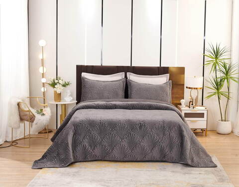 Покрывало 240x260 Sofi De MarkO Ариэль антрацитовое