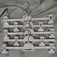 Вешалка-зажим брючный