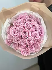 Букет нежно-розовых роз 25 шт