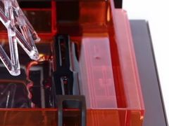 3D принтер Formlabs Form 2 (SLA) - увеличенная на 40% область печати, более мощный лазер, усовершенствованная конструкция.