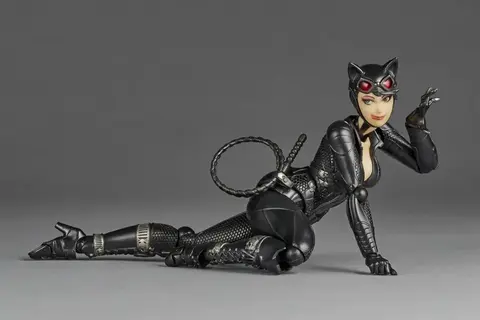 Фигурка Женщина-кошка из игры Бэтмен Рыцарь Аркхэма