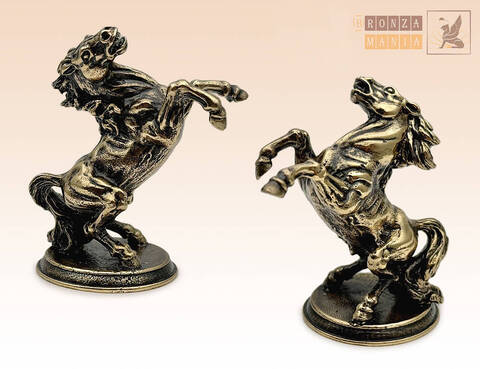 фигурка Конь Мустанг