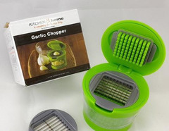 Измельчитель чеснока GARLIC CHOPPER