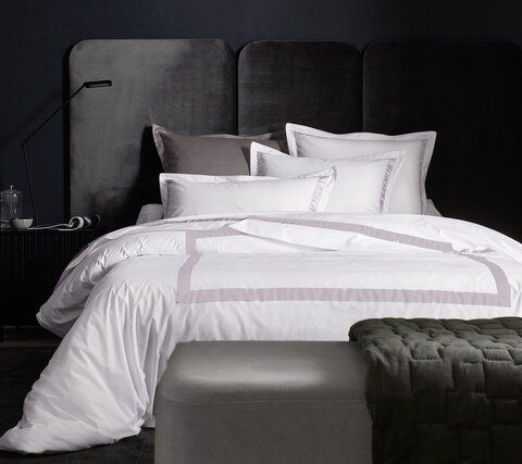 Постельное белье 2 спальное евро Blanc des Vosges Egerie Metal белое с серой отделкой