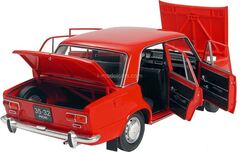 VAZ-2101 Zhiguli Lada 1:8 Hachette fully assembled