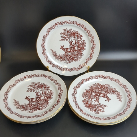 Антуражный набор тарелок под горячее из 6 штук, фарфор из набора "Королевская охота", деколь, роспись, D-23.5 см, винтаж ГДР JIMENAU, времен СССР, Германия 1973 год