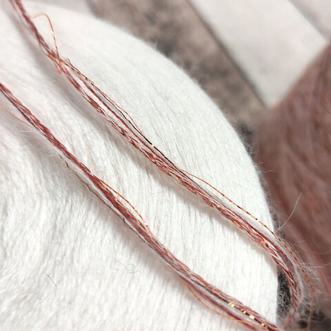 Смотка вискоза/люрекс/кидмохер 300 медно-серый