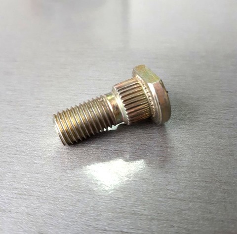 ШПИЛЬКА КОЛЕСА ТАВРИЯ ЗАДН ZAZ