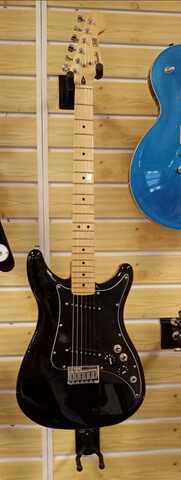 Электрогитара Fender player Lead II MN BLK