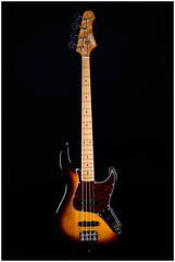 Бас-гитара 4 струны JET JJB-300 SB