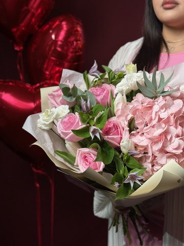 Сборный букет «Розовый рассвет»