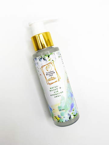 Мягкое молочко для очищения лица