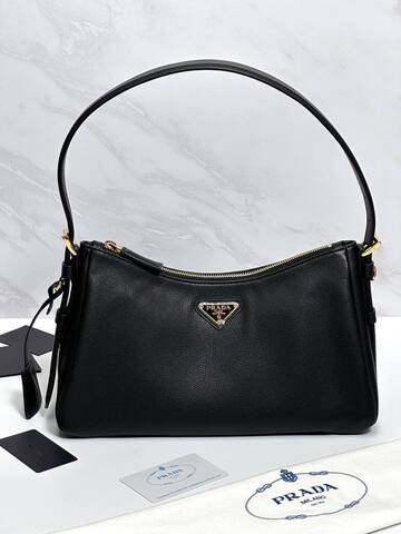 Сумка Prada Aimee черная