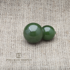 Бусина Тыква горлянка из зелёного нефрита.