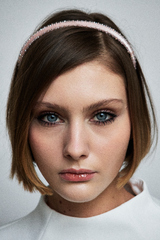 Ободок тонкий розовый с декором по контуру