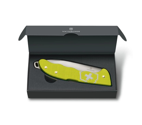 Нож складной Victorinox Hunter Pro Alox LE 2023, 136 mm, Electric Yellow (0.9415.L23)