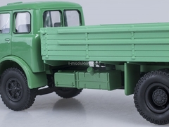 MAZ-500 board light green 1:43 Nash Avtoprom