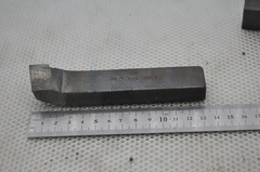 Резец токарный проходной отогнутый 25х16х135 ВК8