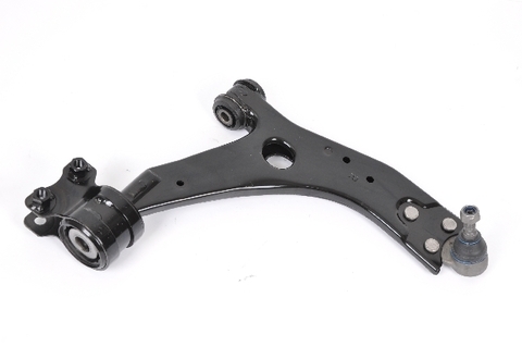 Рычаг подвески SH-65013 (31262037) нижний